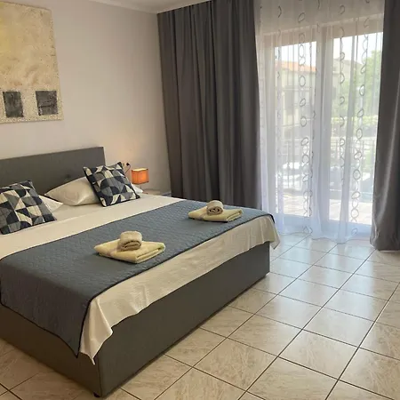 Mit Zwei Terrassen Mit Meerblick By Interhome *