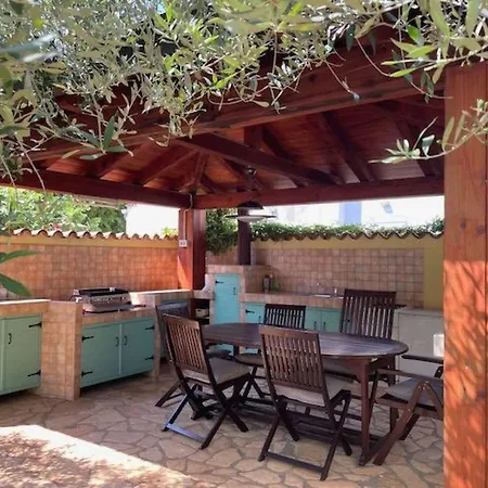 Lägenhet Mit Zwei Terrassen Mit Meerblick By Interhome Novigrad Istria